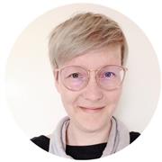 Kommunikationsdesignerin für Markenentwicklung, Präsentationen, Mappenberatung etc